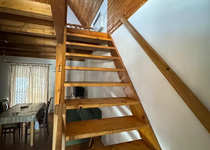 Tara Isidora 아파트 바이나 바슈타